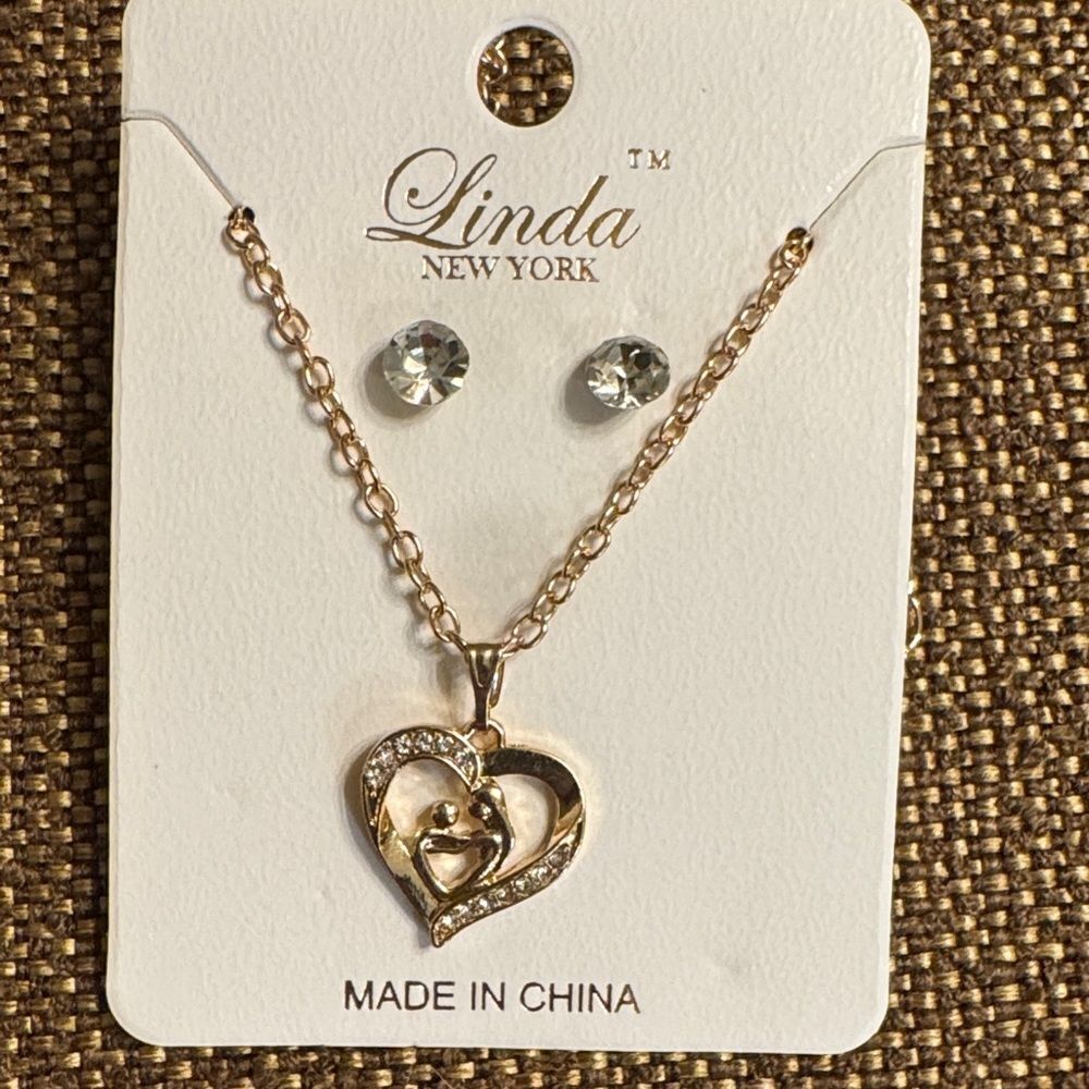 3223-Matt Fun Item- Mother & Child Necklace & Earring Set, Gold or Silver Tone